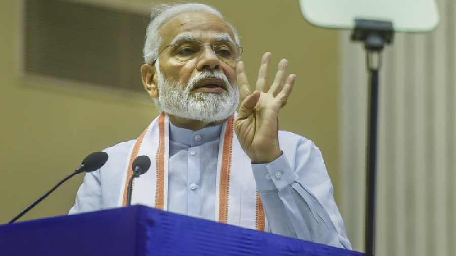 indiaadvancestowardbecominga5trilliondollarseconomy:pmmodi