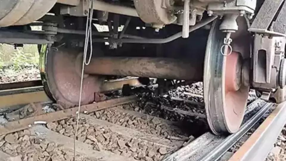Goods Train Derails in Andhra, Train Services Disrupted