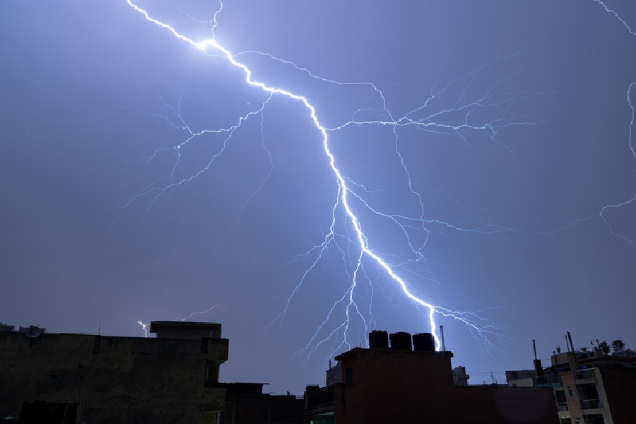 10 killed in lightning strike in Odisha