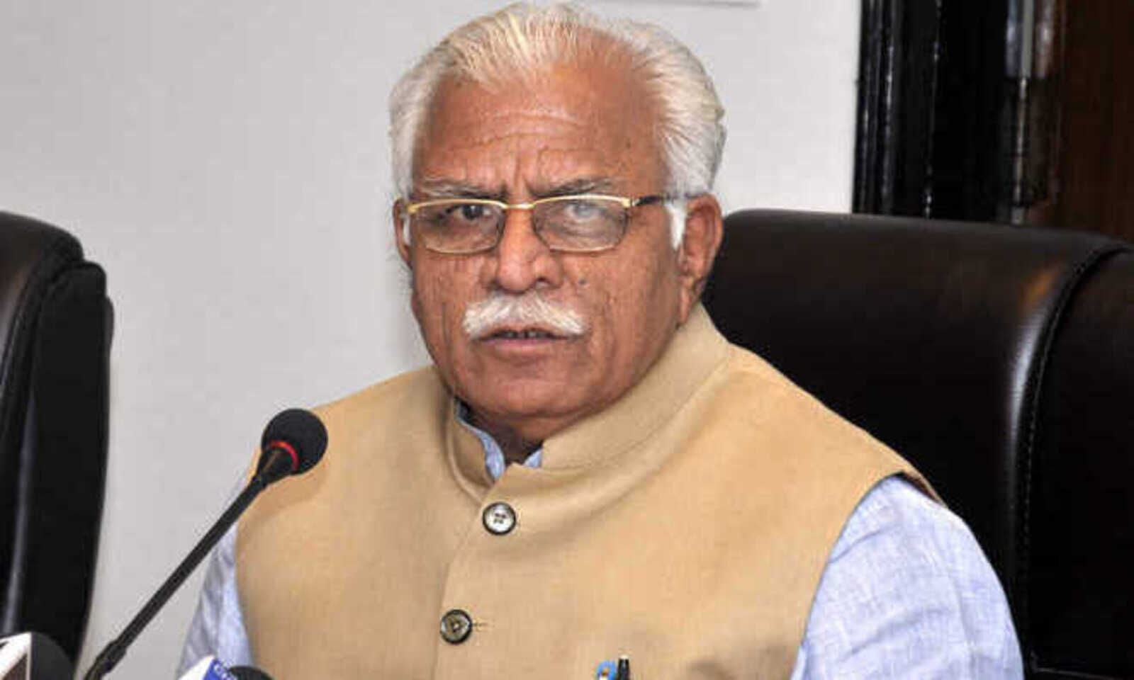 haryanachiefministerkhattarpresentsrs189lakhcrstatebudgetforfy25