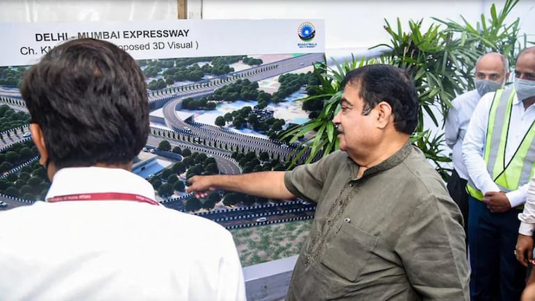 nitingadkariinspectsdelhimumbaiexpressway
