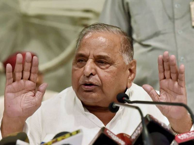 shivpaldidntspeaktomebeforeannouncingsecularfrontsaysmulayam