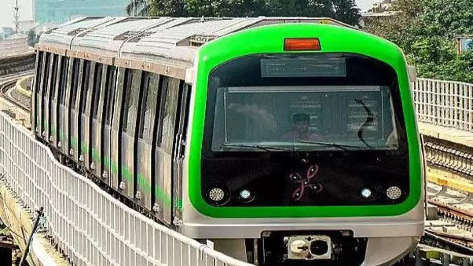 Bengaluru Green Line Metro Briefly Hit by Power Outage