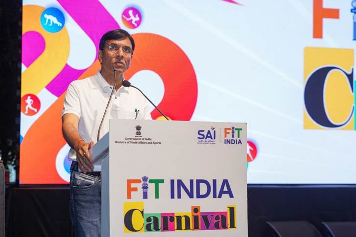 unionministermansukhmandaviyainauguratesfitindiacarnivalindelhi