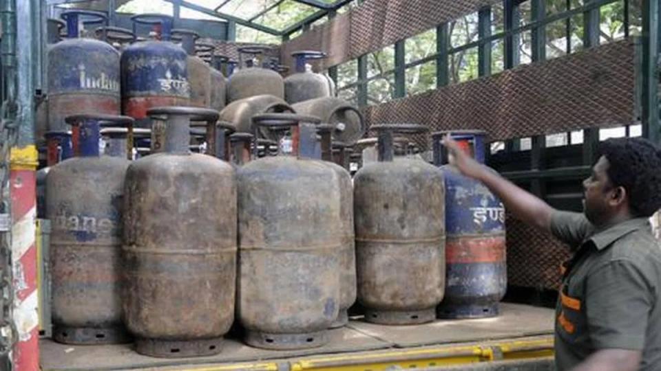 Price Of Commercial LPG Gas Cylinders Reduced By Rs 51.50 Per Cylinder