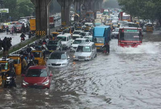 chennaigoesunderwaterredalertissuedforseveraltndists