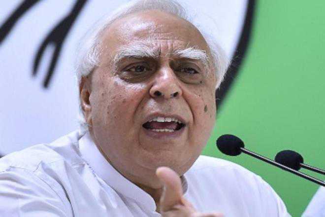 kapilsibalquitscongressparty