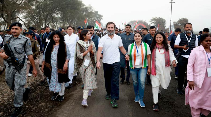 bharatjodoyatraheadstoagarmalwadistrictinmadhyapradesh