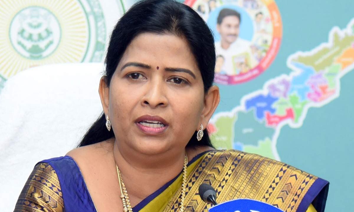 Home Minister Vanita seeks stern action against culprits in violence
