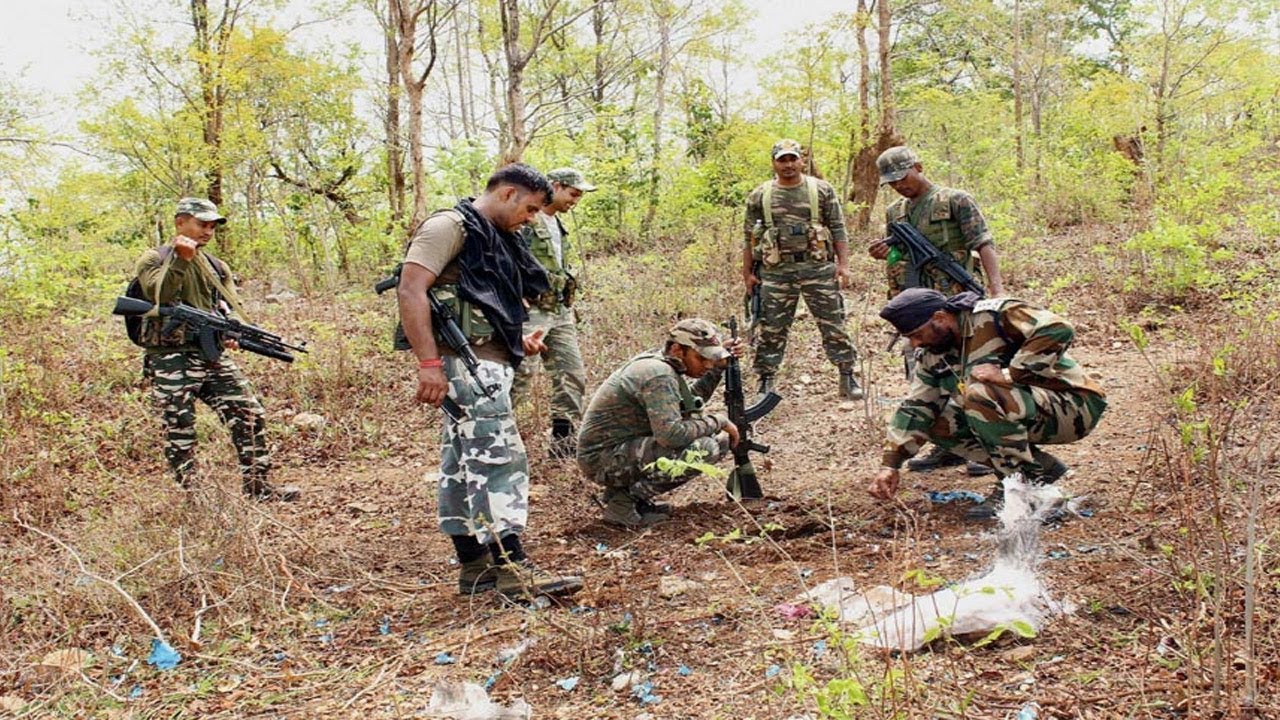 bsfjawankilledinmaoistexplosioninchhattisgarh