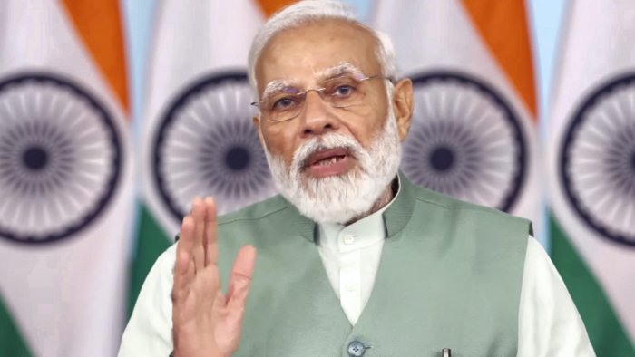 pmmoditoholdmeetingtoreviewsituationrelatedtocyclonebiparjoy