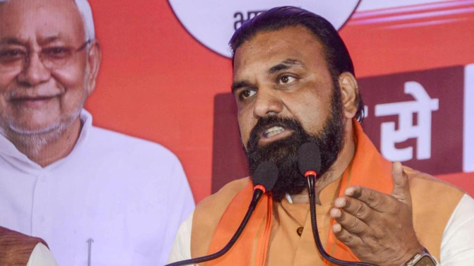 Action will be taken against land mafia within 24 hours, says Bihar Dy CM Samrat