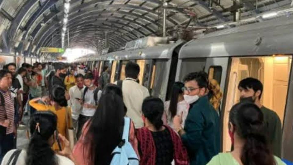 Long queues at metro stations in Bengaluru over security checks