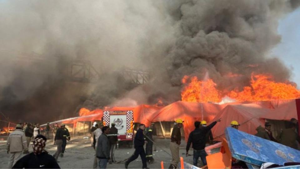 fireatcampinmahakumbhmelanoneinjured