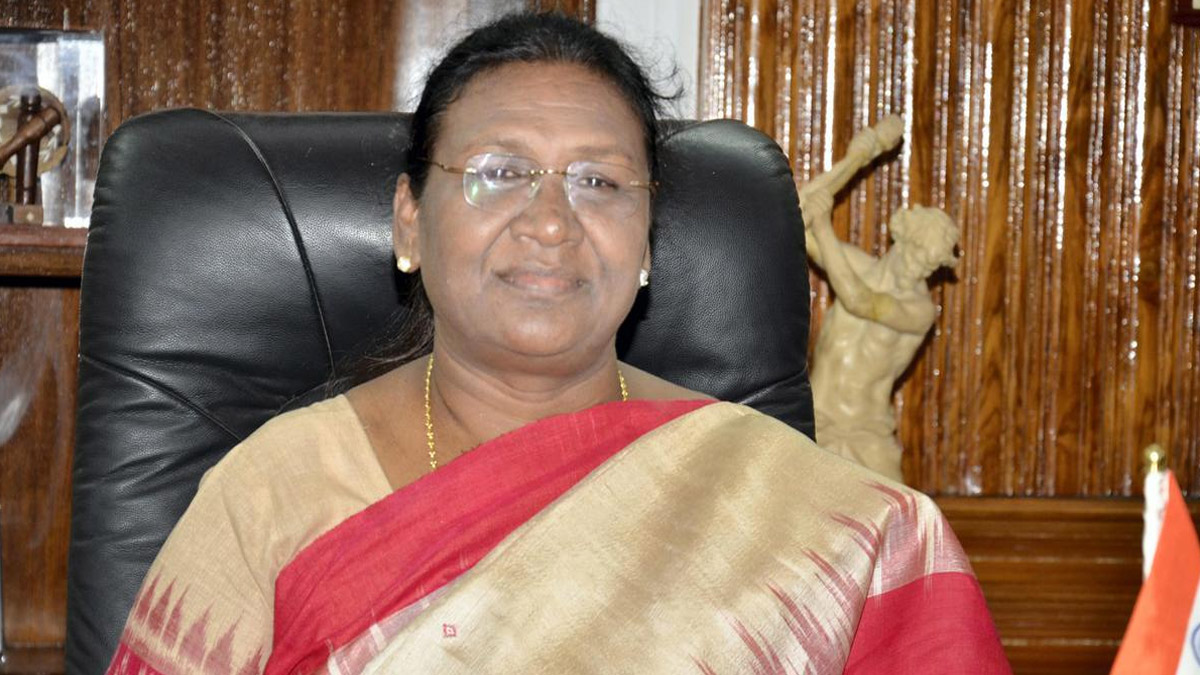 presidentdroupadimurmugivesassenttoelectioncommissionsdelimitationnotificationforassam