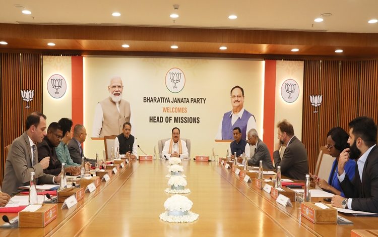 bjpnationalpresidentjpnaddainteractswithgroupofdiplomaticmissionheadstoindiainnewdelhi