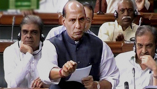 standoffbetweencbiandwestbengalpoliceisindicationtowardsconstitutionalbreakdown:rajnathsingh