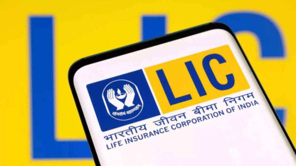 LIC earns Guinness World Record for selling highest life insurance policies in 24 hours