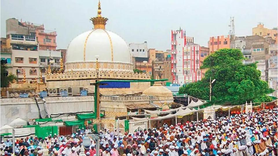 nasserudinchishtidenouncespleaclaimingajmersharifdargahbuiltonmahadevtemple