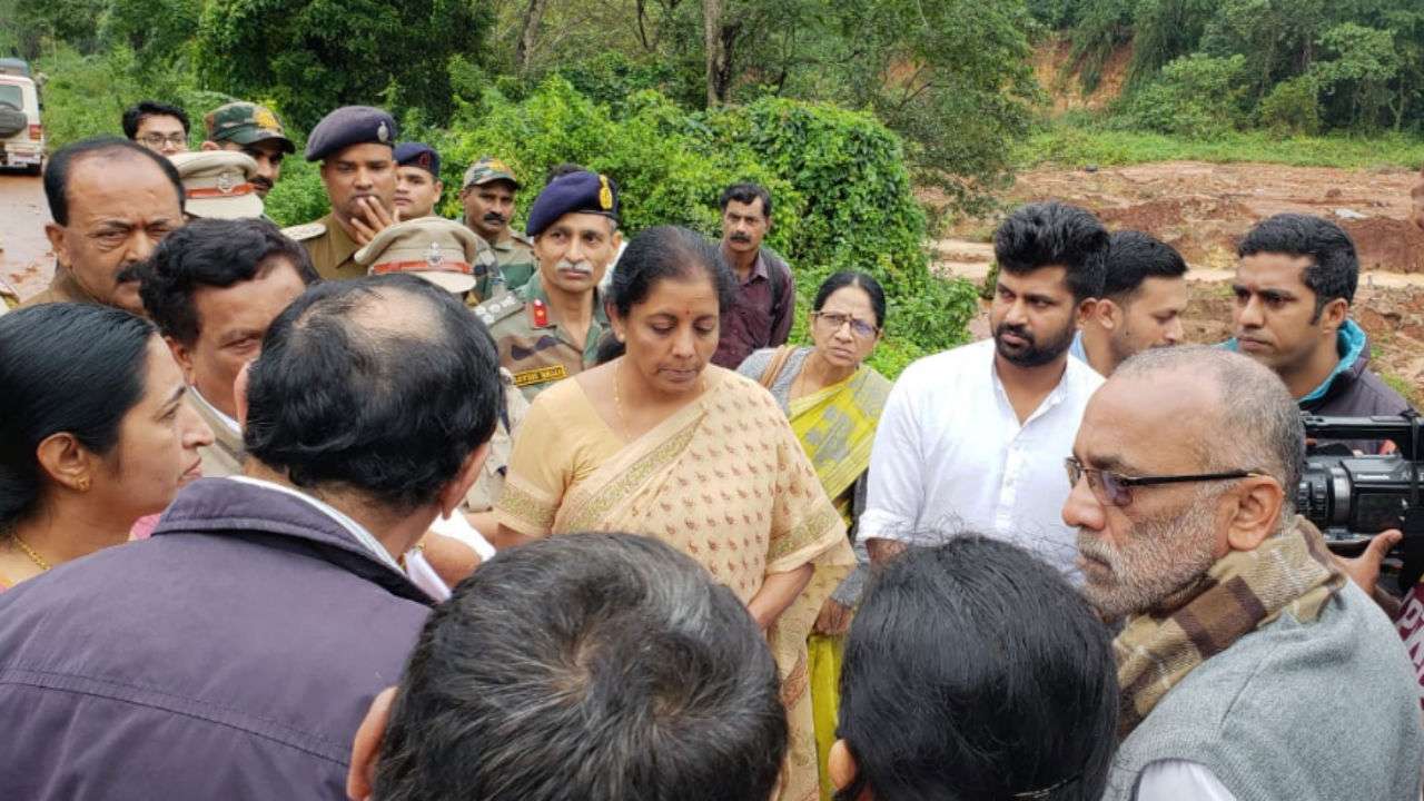 defenceministernirmalasitharamanannouncesreliefofrs7crorecsrfundforfloodhitkodagudistrict