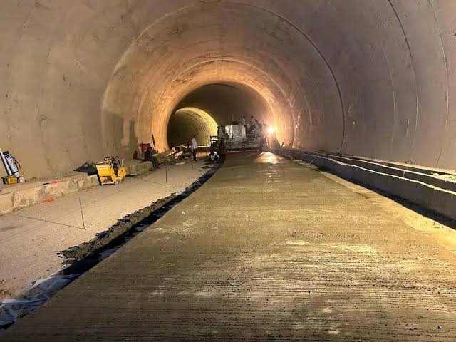 jk:t5panthyaltunnelopensfortraffic