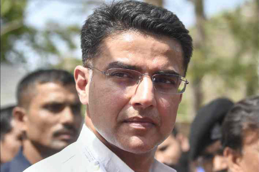 seemsgehlotsleaderisvasundhararajenotsoniagandhi:sachinpilot