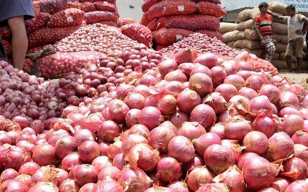 rs150crrelieftooniongrowersinmaharashtra