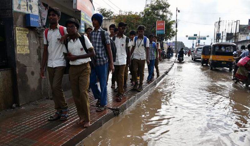 schoolscollegesreopenafterfloodmayheminkerala