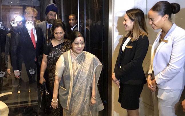 sushmaswarajarrivesinnewyorktoattendungasession