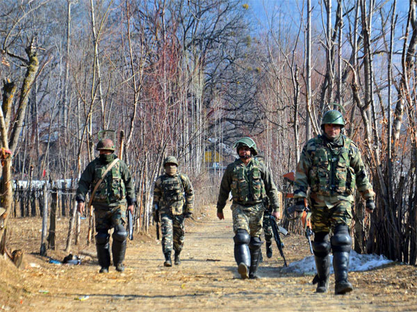 4soldiersmartyredinpakshellinginpoonchrajouridistricts