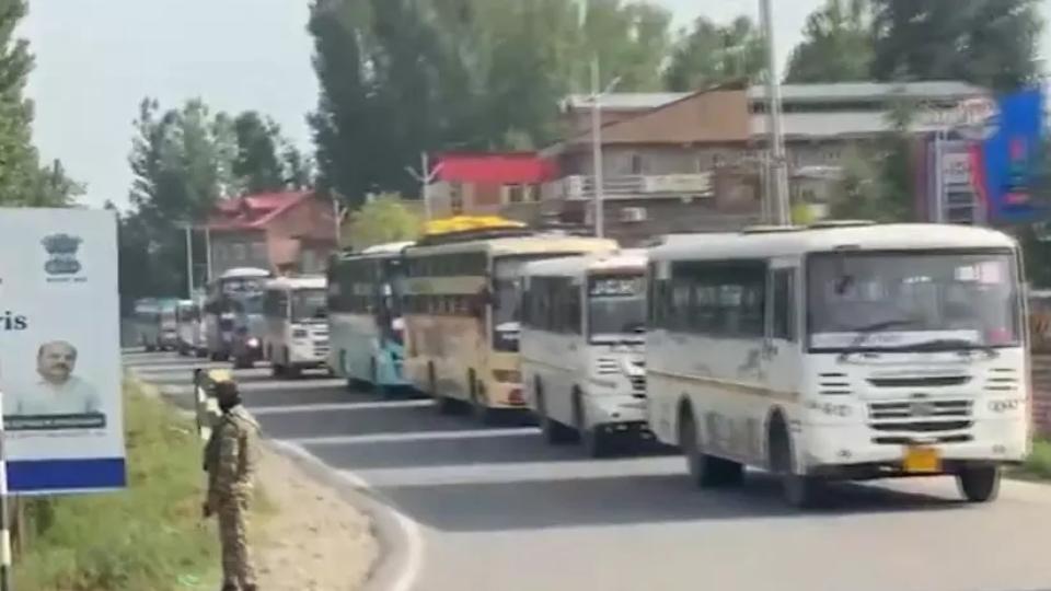 Fresh Batch of 7,754 Amarnath Pilgrims Leaves Jammu Under Tight Security