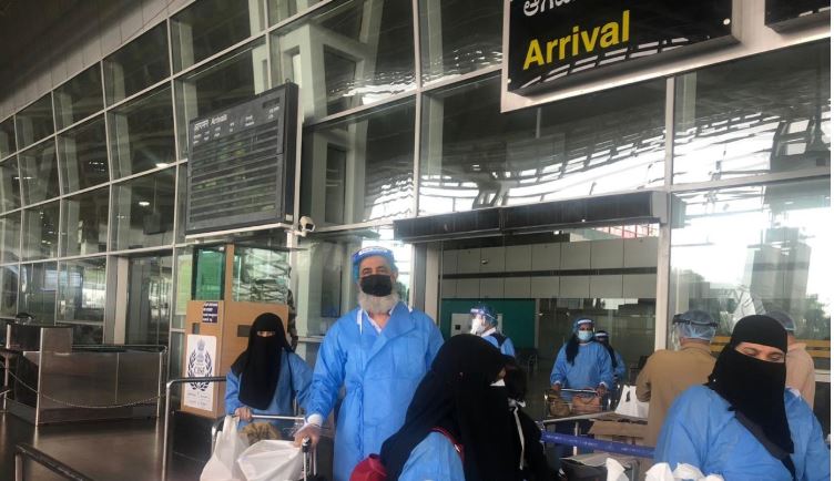 116bhatkalpassengersarriveinmangalurufromsaudiarabia;quarantinelocationremainsaquestion
