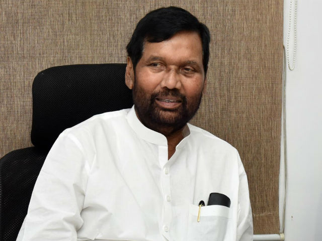 subsidisedfoodgrainforscstobchostelstudents:ramvilaspaswan