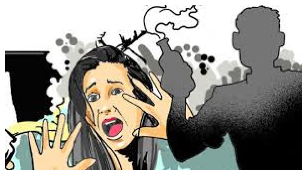 manassaultswomanandthrowsacidonheratcivichospitalingurugram