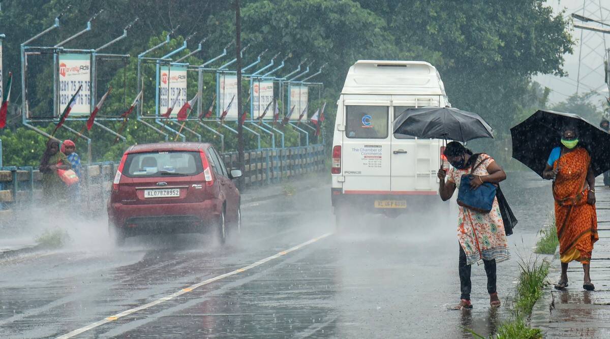 IMD Issues Orange Alert For Moderate Rain And Thunderstorms Over Gangetic West Bengal, Odisha