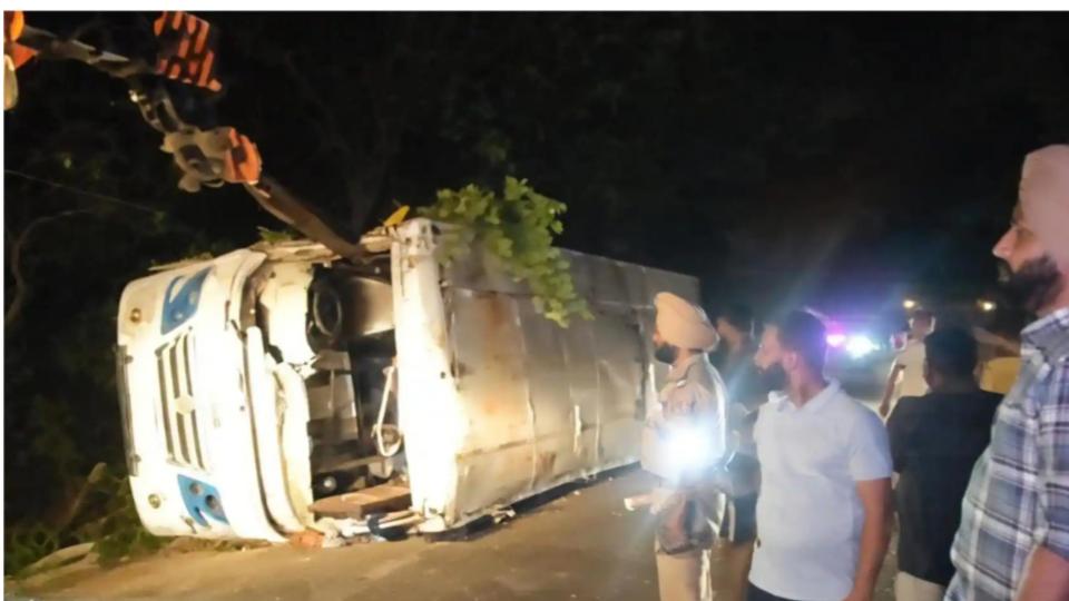 6 Devotees Dead, 21 Injured as Bus Overturns in Punjab
