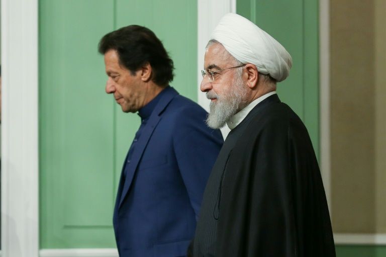 pakistanpmimrankhandiscusseskashmirissuewithiranianpresidenthassanrouhani