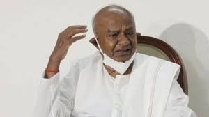 Only KCR can dethrone NDA government: Deve Gowda