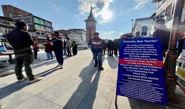 jammuandkashmirtradersurgetouriststoavoidliquordrugs