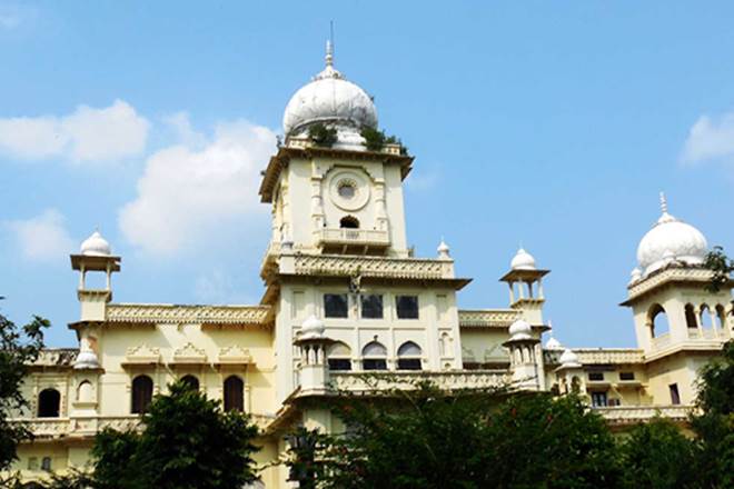 lucknowuniversityissuesadvisorytostudentsnottocomeonvalentinesday