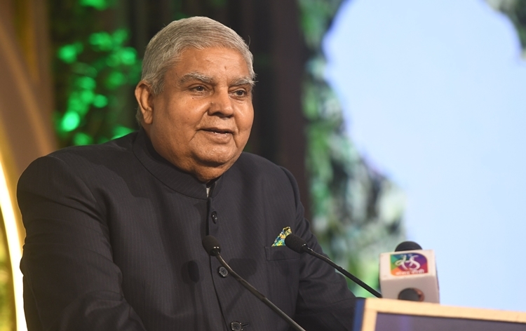 vicepresidentjagdeepdhankharextendswarmgreetingsonjoyousoccasionof75threpublicday