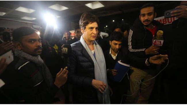 priyankagandhimeetsinjuredjnustudentscondemnsviolence