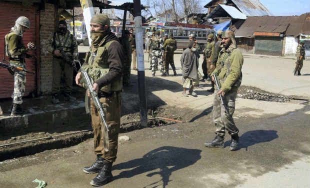 twojawansinjuredasmilitantscarriedoutgrenadeattackinpulwama