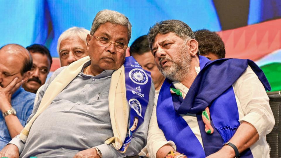 karnatakacmsiddaramaiahlikelytomeetgovernorgehlotonthursday