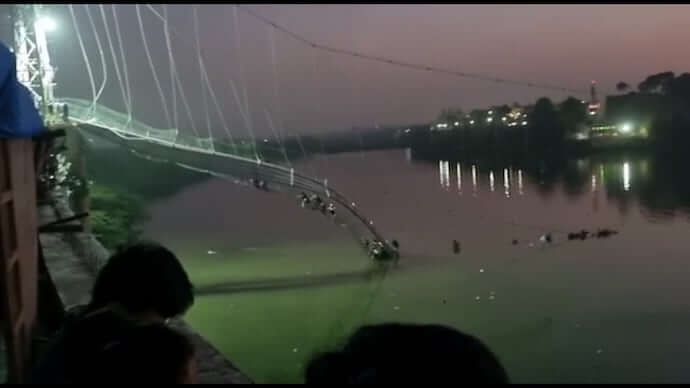 atleast60deadseveralinjuredaftergujaratcablebridgecollapse