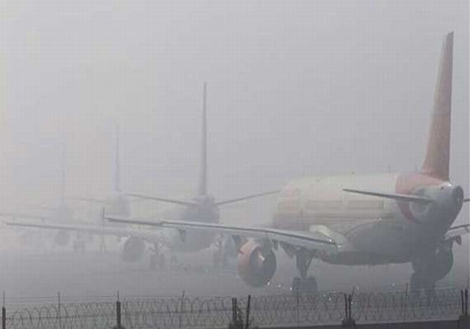 fogdisruptsflightoperationsatdelhiairport