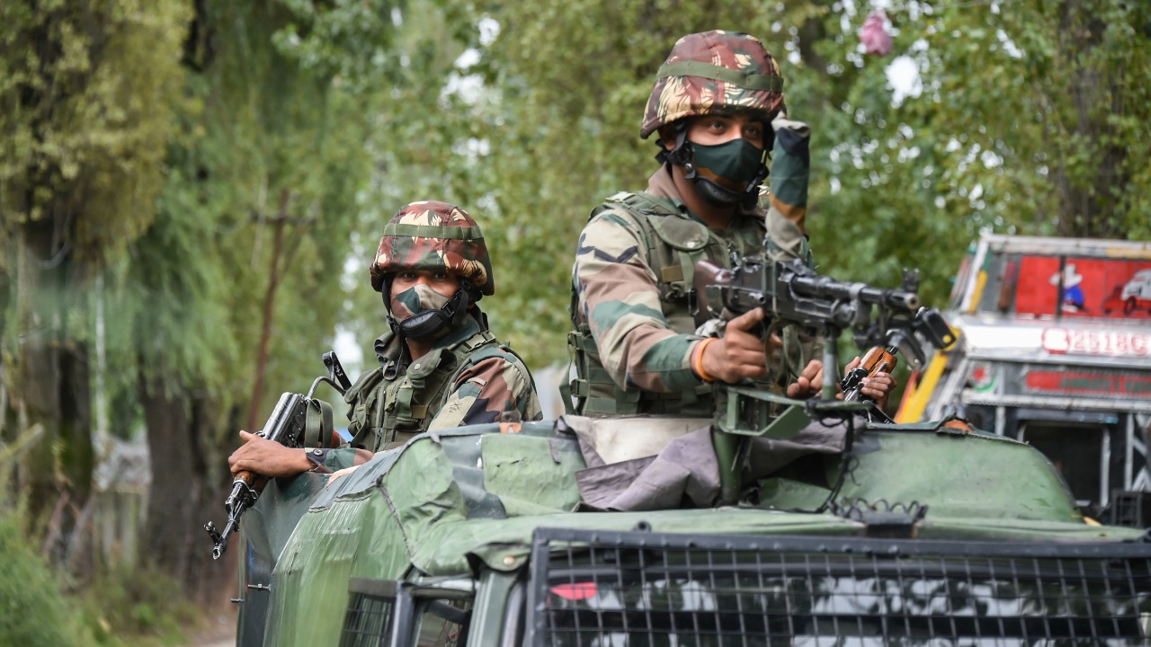 gunfighteruptsbetweenterroristsandsecurityforcesinpoonchjk
