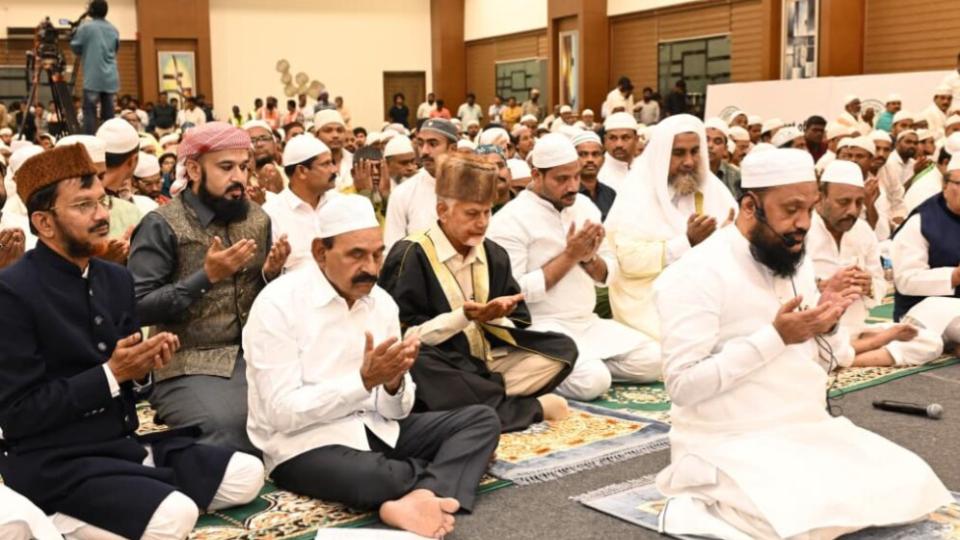 CM Naidu releases Rs 45 cr honoraria for Imams, mouzans