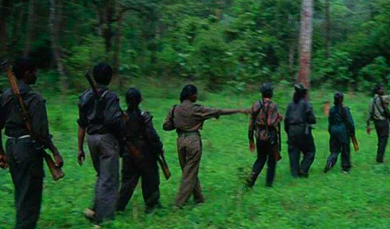 chhattisgarh:22maoistssurrenderedinnarayanpurdistrict