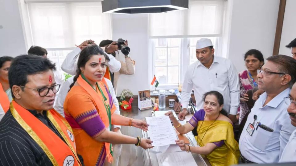 BJP to Get First Mumbai Mayor, Ritu Tawde Files Nomination